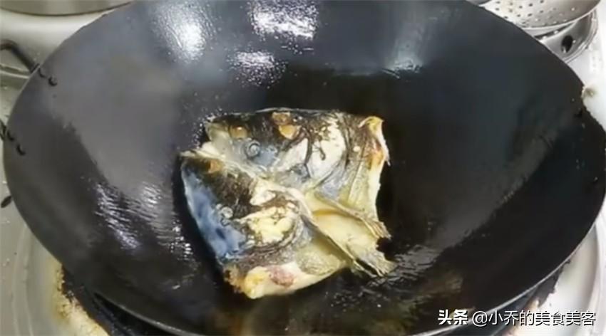 鱼头豆腐做法大全_鱼头豆腐汤的做法_鱼头豆腐香菇汤的做法窍门